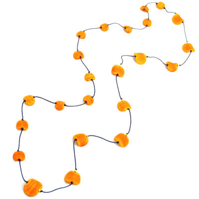 Collana Half and Half ocra, Olimpia Aveta Design gioielli contemporanei in vetro di Murano